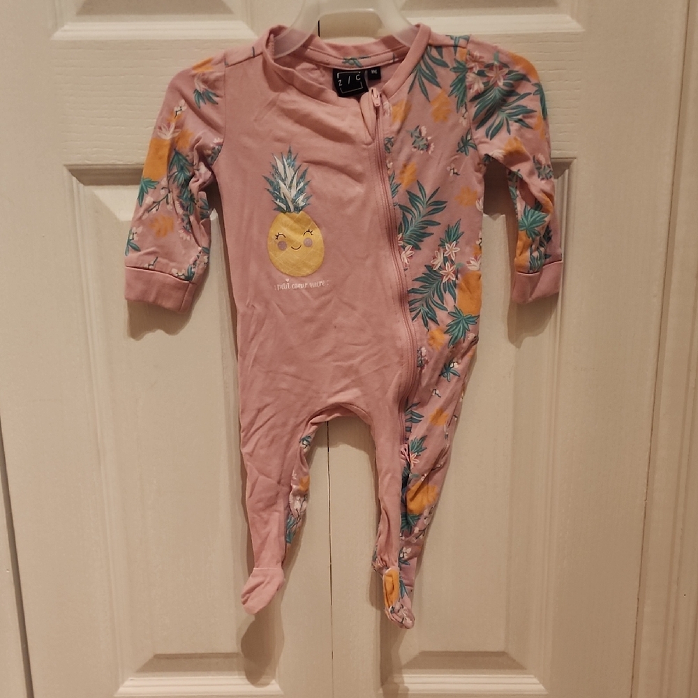 5/20$ 🍍 Pink Pineapple Print Kids One Piece